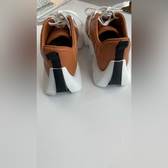 HERMES ⭐️EXCLUSIVE ⭐️Bouncing TAN ENVOL Sneakers! - Picture 8 of 12